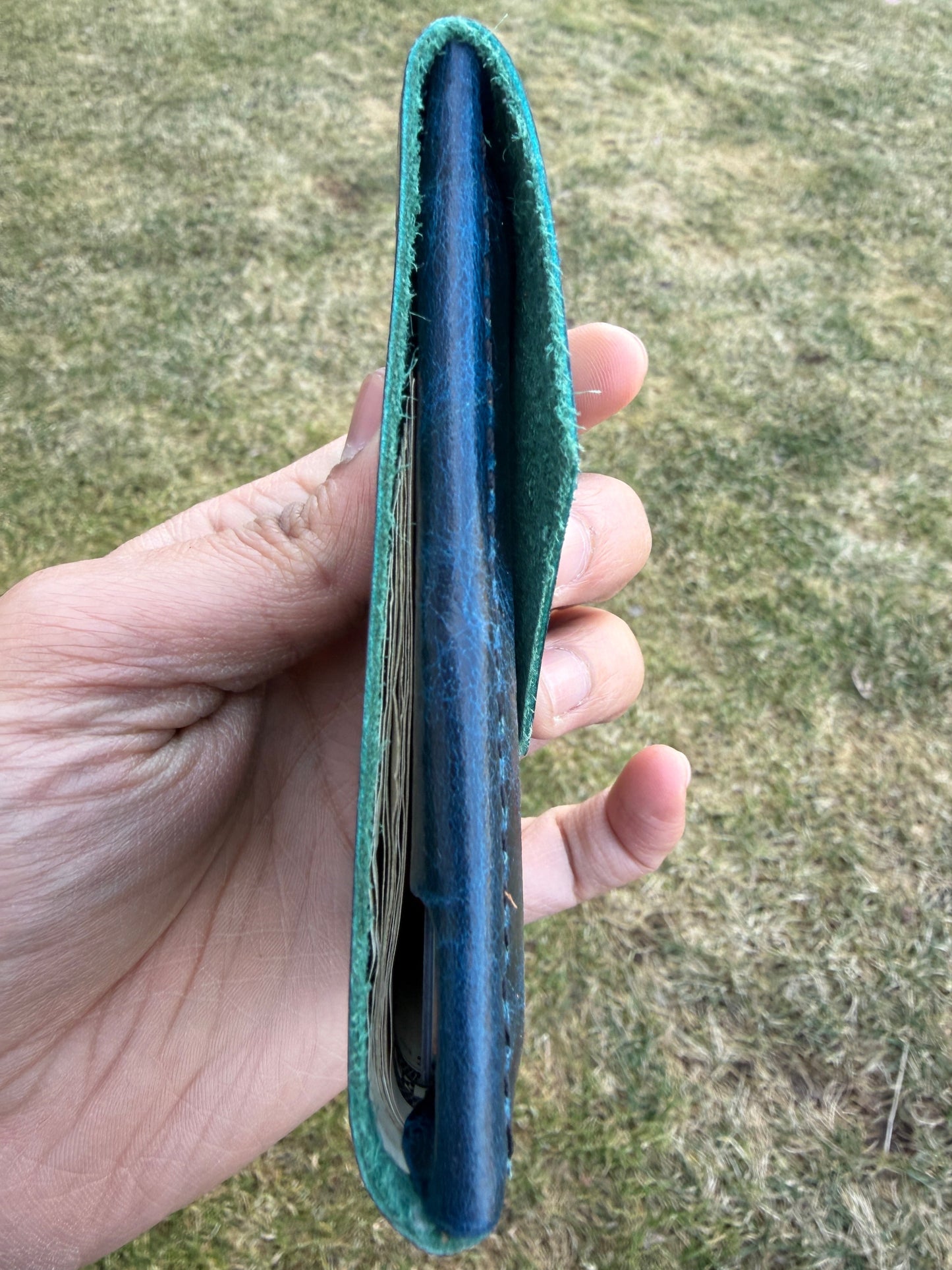 The evalgo® Fold — Slim Card & Cash Wallet