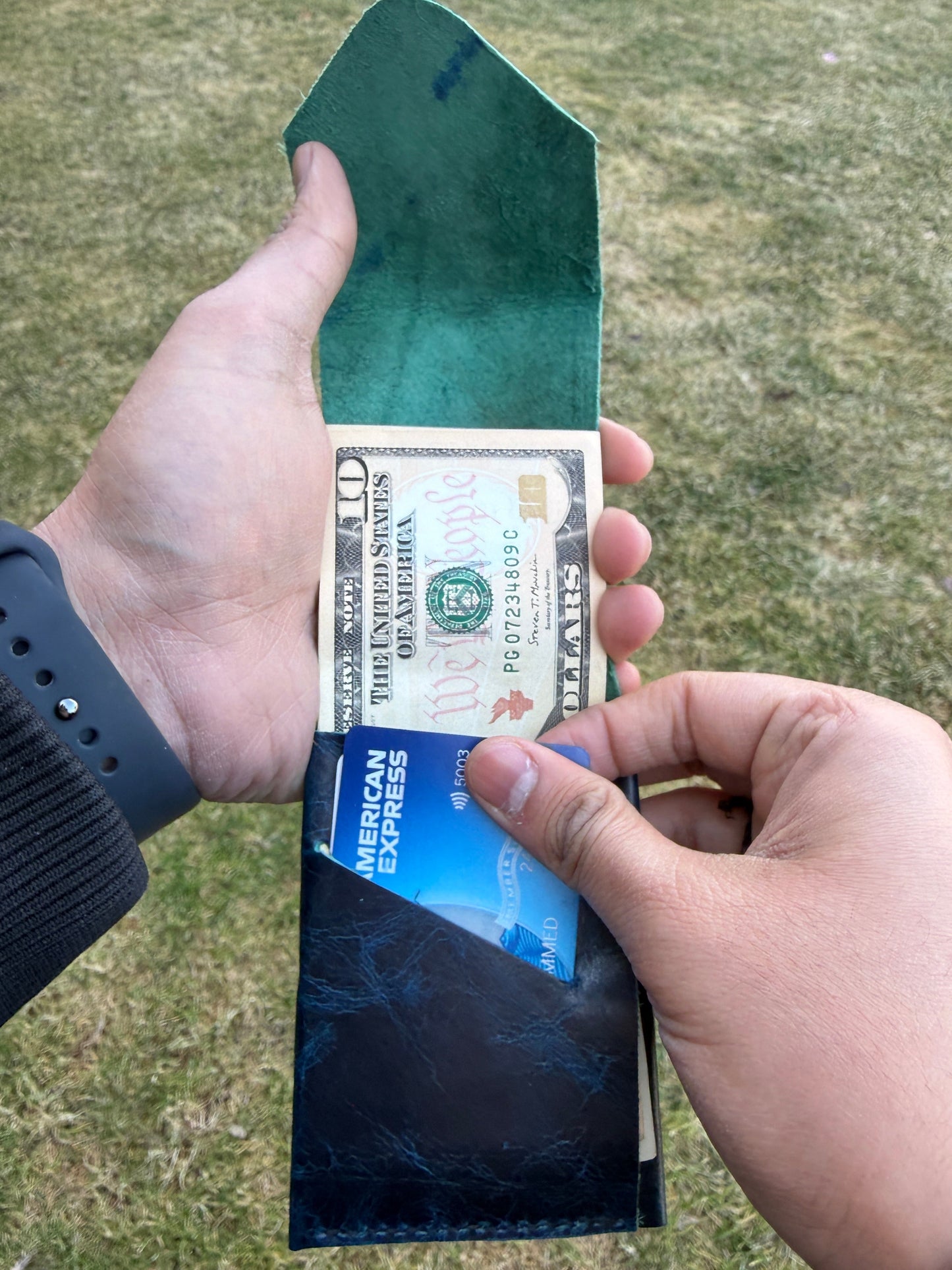 The evalgo® Fold — Slim Card & Cash Wallet